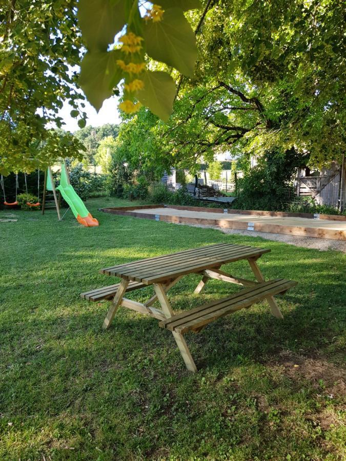 Douceur En Perigord Apartment Tremolat Exterior photo